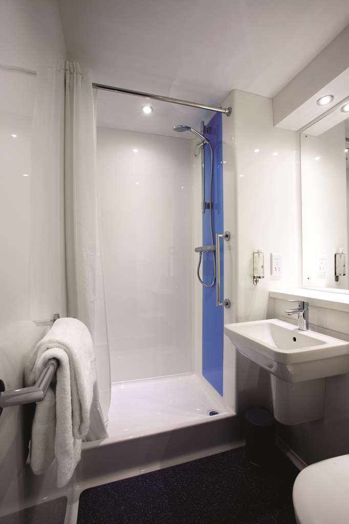 Travelodge London Finchley חדר תמונה