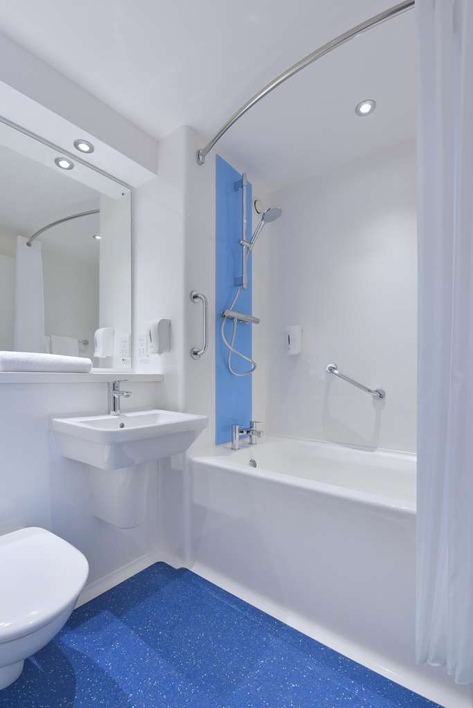 Travelodge London Finchley חדר תמונה